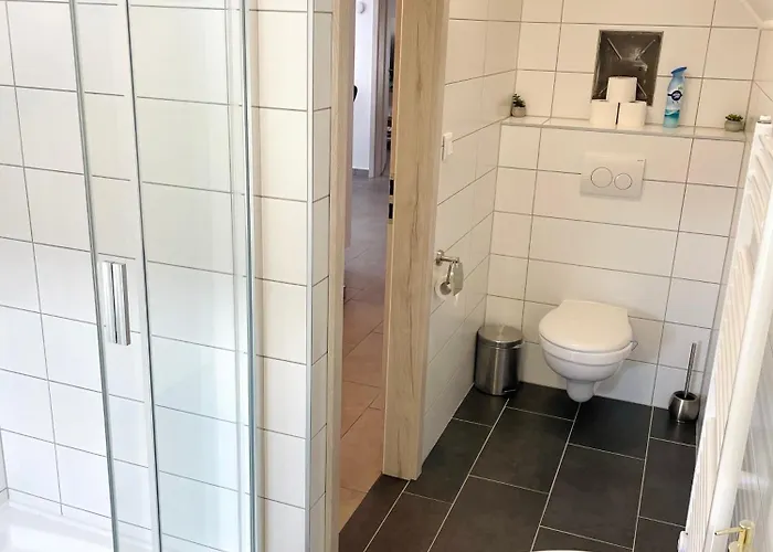 Lator Apartmanhaz דירה Villány