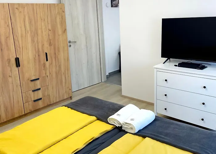 Apartment Lator Apartmanhaz *