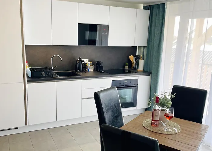 Lator Apartmanhaz Apartment