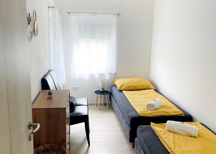 Lator Apartmanhaz Apartment